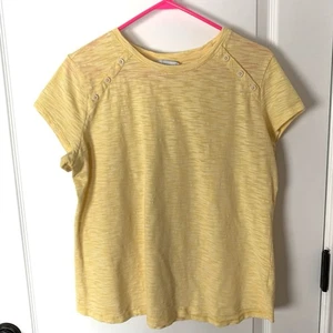 Liz Claiborne Top Yellow W/ Button Detail Size L Round Neck Pullover T-shirt - Picture 1 of 6