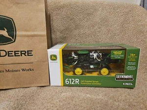 1/64th scale John Deere 612R Sprayer - Employee Edition Rare 1/1600 🔥 - Picture 1 of 4