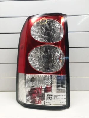 Land Rover Discovery 2012-2018 REAR/TAIL LIGHT ON BODY (PASSENGER SIDE) LR052397 - Image 1 of 4