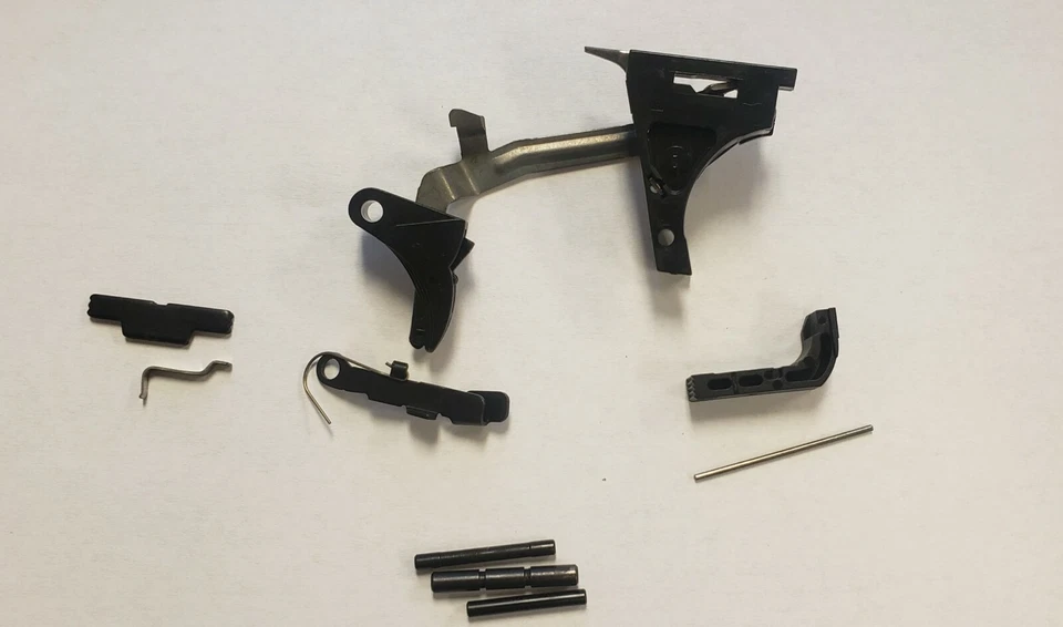 BRAND NEW OEM Glock 19 GEN 3 Lower Parts Kit  Factory G19 LPK - Image 1 of 1