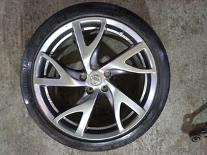 NISSAN 370Z ALLOY WHEEL WITH TYRE 245/40 ZR 19 RAYS ENG FRONT - Picture 1 of 5
