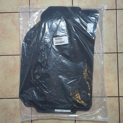 Alfombrillas originales Chevrolet Equinox 18 19 20 21 22 OEM A1525-C-101-600R Foto 1 de 3