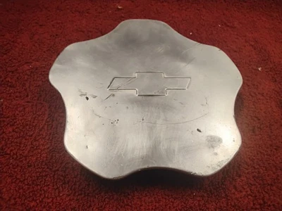 Tapa central Chevrolet Monte Carlo: 2000, 2001, 2002, 2003, 2004, 2005, 6,50" Foto 1 de 4