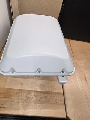 Ruckus T610 802.11ac Wave 2 Outdoor Wireless Access Point - Image 1 of 4