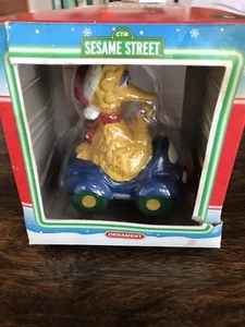 Big Bird Christmas Ornament 1998 Sesame Street in Car playing flute Orig Box 4” - Picture 1 of 11