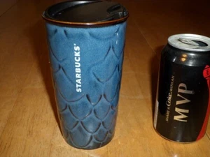 STARBUCKS COFFEE - MERIMAID [3-D] TAIL, Keramik TUMBLER Kaffeetasse + Deckel, Vintage. - Bild 1 von 9