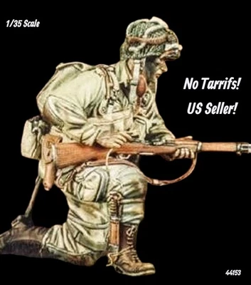 1/35 Resin Figure US Paratrooper In Combat Kneeling w M1 Rifle Model Kit 44153 - Image 1 of 3