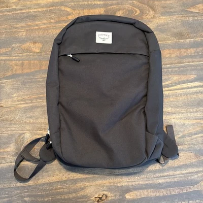 Рюкзак Osprey Arcane большой дневной пригородный рюкзак, дневная упаковка для ноутбука стирка с камнями черный, 20 - Изображение 1 из 4