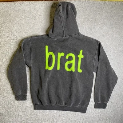 Charli XCX Brat Sudadera con Capucha Adulto Grande Gris Sudadera Álbum Música Urban Outfitters Foto 1 de 4