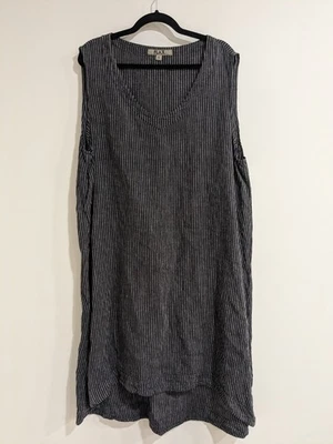 Vestido midi alto a rayas verticales gris lino 100 % lino negro talla grande  Foto 1 de 4