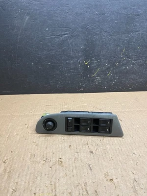 2006 to 2010 Chrysler 300 Driver Side Master Window Switch T4916 DG - Image 1 of 4