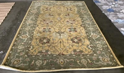 金色 5 英尺 - 0 英寸 x 8 英尺 - 0 英寸地毯有缺陷,降价 1172677428 AT21C-5 — 第 1/4 张图片