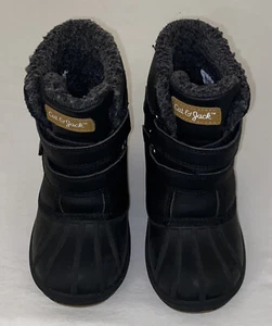 Jungen Cat & Jack schwarze Winterstiefel Kinder Größe 9 (gebraucht) wasserdicht - Bild 1 von 7