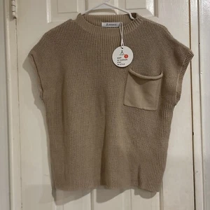 Brand New With Tags Womens Tan Solid Sleeveless Knit Sweater Top Size Medium - Picture 1 of 6