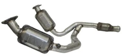 Catalytic Converter for 2009-2012 Chevrolet Silverado 1500 4.8L V8 GAS OHV - Image 1 of 4