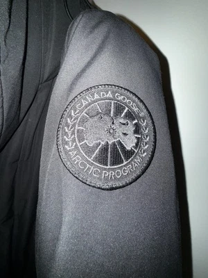 Canada Goose Brockton Parka – Black Label. Usado Excelente-Com Bolsa Original - Imagem 1 de 4