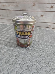 Lata de almacenamiento de metal de hojalata paquete de basura Moose Toys - Imagen 1 de 5