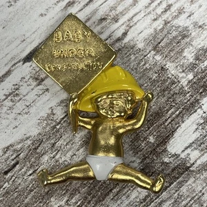 Danecraft Vintage Baby Shower Pin Brooch Under Construction Pregnant - Picture 1 of 8