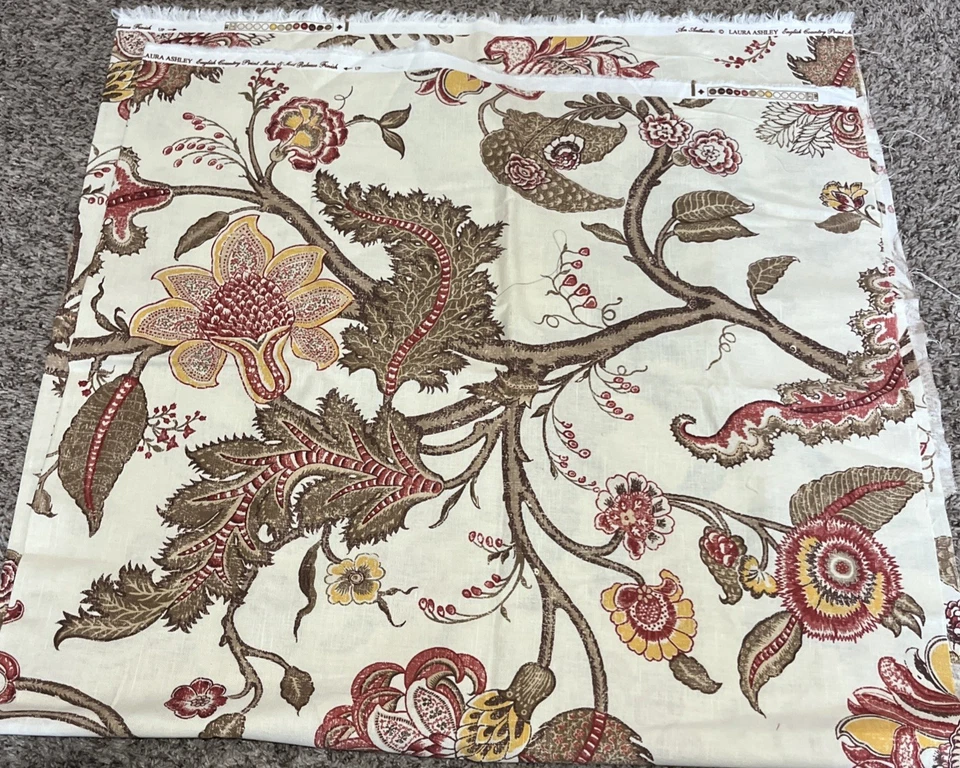 Tela de tapicería Laura Ashley de 1 + yarda de ancho estampado inglés country rosa Foto 1 de 4