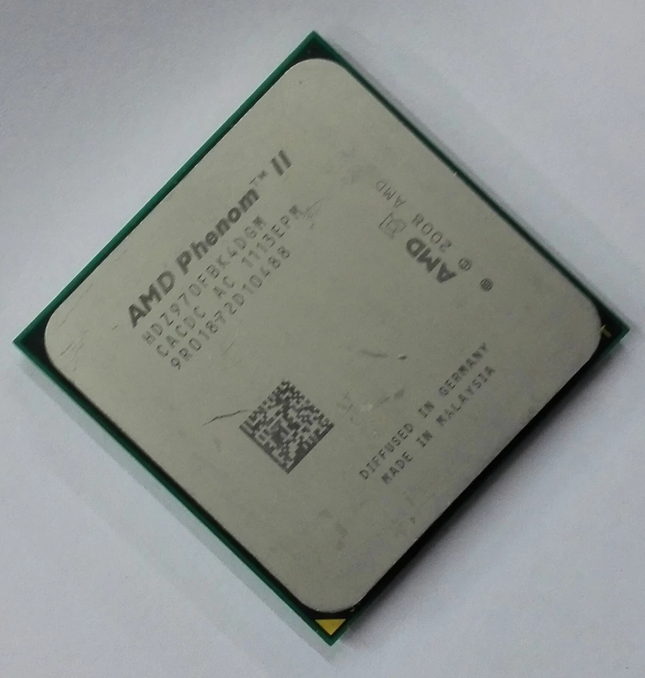AMD Phenom II X4 970 Desktop CPU Black Edition HDZ970FBK4DGM AM3  125W TDP - Image 1 of 2