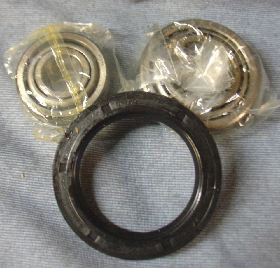 NEW AUSTIN HEALEY 100 SIX 3000 SIX FRONT WHEEL BEARING KIT - Image 1 of 1