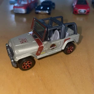 Matchbox Jeep Wrangler Jurassic Park Dinosaur JP18 Loose - Picture 1 of 3