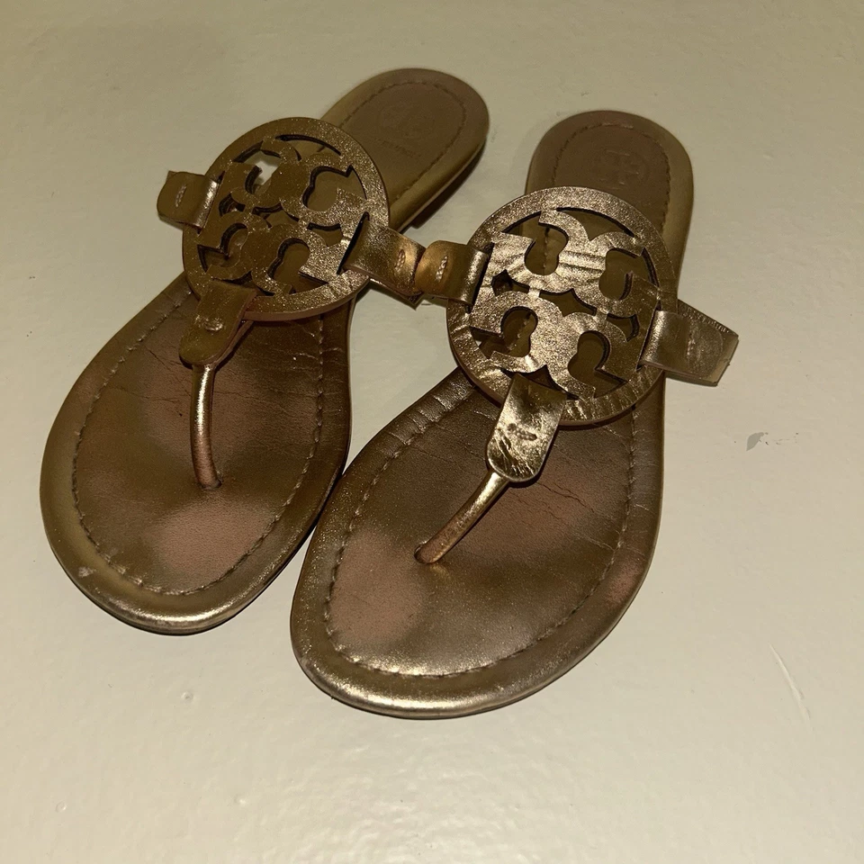 Hermosa Sandalia Chancla Tory Burch Miller Talla 7 Oro Rosa Cuero Metálico Foto 1 de 3