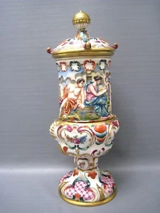 Prunkvolle Deckelvase Neapel Mythologie Thüringen.(85-0218) - Bild 1 von 12