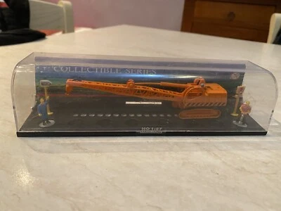 RARISSIMO TRATTORE MEZZO AGRICOLO GRU CON OPERAI  ADG 1:87 IN BOX DA COLLEZIONE - Immagine 1 di 4