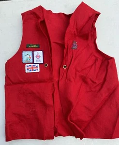 Boy Scouts of America Red Flannel Vest Boy's Size Medium w/ OSLO British Patches - Picture 1 of 3