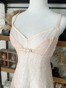 Victoria’s Secret 2008 Size Large Nude Lace Babydoll Chemise - Picture 1 of 6