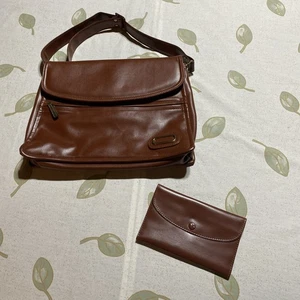 Vintage Ambassador Designs Burgundy Shoulder Bag Purse With Wallet - Picture 1 of 17