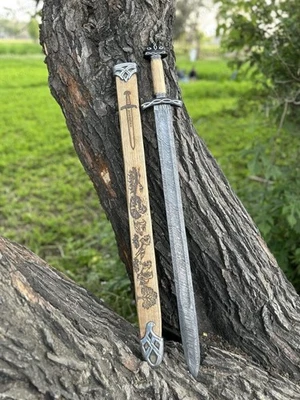 Espada estilo vikingo de acero damasco hecha a mano medieval coleccionable con vaina Foto 1 de 3