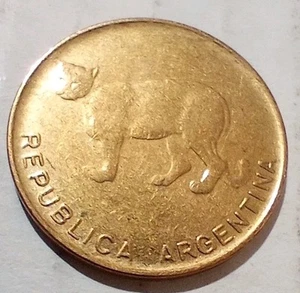 Republica Argentina Puma Argentino 1987 Brass Coin 5 Centavos Australes ₳ - Picture 1 of 2