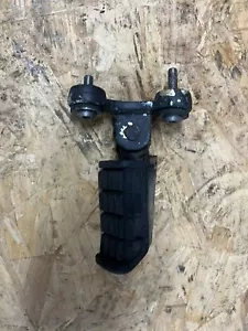 Yamaha FZX750 FZX 750 Fazer Right Hand Side Riders Foot Peg - Picture 1 of 4