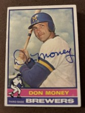 Don Money - Milwaukee Brewers 1976 Topps AUTOGRAPHED
