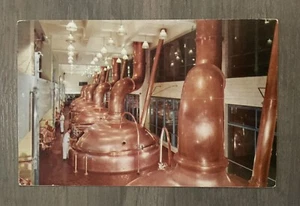 Postal publicitaria de cerveza vintage de hervidores de cobre MILLER BREWING COMPANY - Imagen 1 de 2