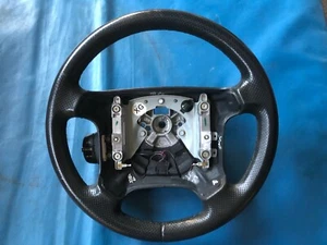 Volante de cuero negro Rover 800 (Parte #: QTB101240LNF XG) - Imagen 1 de 2