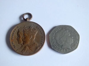 1935 Metallmedaille Gesellschaft der Miniatur Gewehrvereine HM des Königs Silberjubiläum - Bild 1 von 4