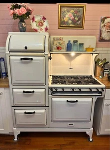 1930's magic chef gas stove - Picture 1 of 3