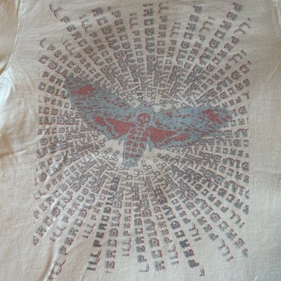 Camiseta ILL CONSIDERAD Death’s Head Moth Alt Jazz. NV usado MEDIANO Foto 1 de 4