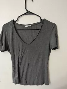 Zara Trafaluc Women's T-Shirt Sz Medium Gray Oversized Soft V-Neck Sheer Comfy - Picture 1 of 5