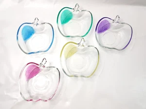 KIG Indonesia Set of 5 Apple Shaped Glass Serving Bowls w/ Colored Leaf Vintage - Picture 1 of 11