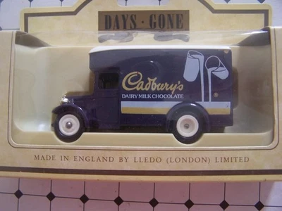 LLEDO, DENNIS PARCEL VAN, 1934, CADBURY'S DAIRY MILK, DIE CAST MODEL, VINTAGE - Image 1 of 4