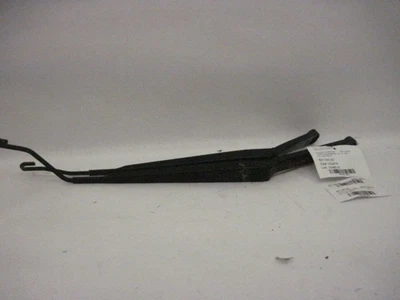 Used Windshield Wiper Linkage fits: 2001 Volkswagen Golf  Grade B - Image 1 of 4