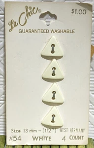 Vintage Le Chic Cream Triangle 2 Hole Buttons 1/2" #54 4 on Card W. Germany - Picture 1 of 3