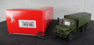 ht324, Herpa 744416 Mercedes-Benz Zetros 6x6 corazzato armo./Roco minitanks NUOVO - Foto 1 di 3
