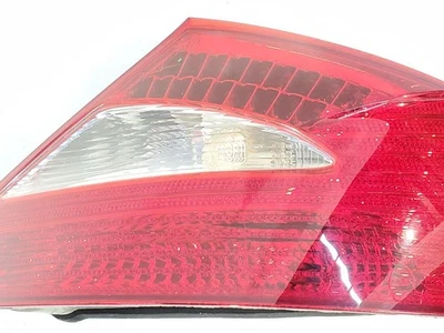 Lanterna traseira direita fabricante de equipamento original Mercedes CLS63 2007 2008 - Imagem 1 de 4