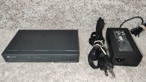 TP-Link TL-SF1008P, 8 Port 10/ 100Mbps PoE Switch.W/ Power Adapter.Tested - Picture 1 of 7