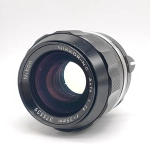CLA'd "COMO NUEVO " Nikon Nikkor-NC Auto 35mm f1.4 Gran Angular Non-Ai MF... - Imagen 1 de 11